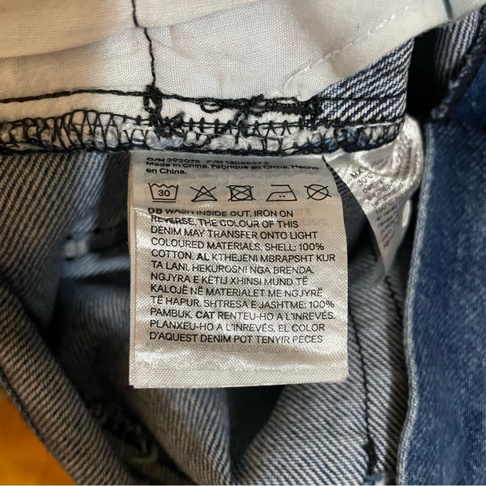 H&M Edition Blue Denim Wide Leg Jeans with Black Wax Coating – Size 4 Like New - Picture 14 of 16